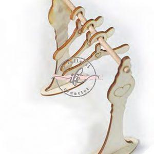 L 098 - Motivi in Legno Appendiabiti con tre Stampelline